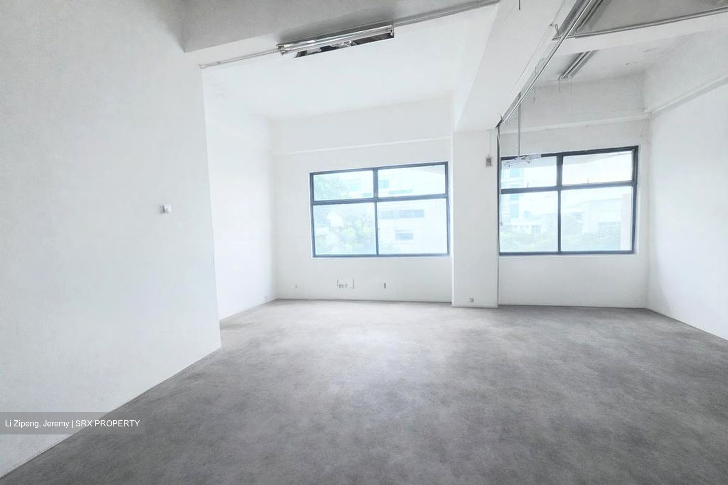 Admiralty Industrial Park (D27), Factory #581121761